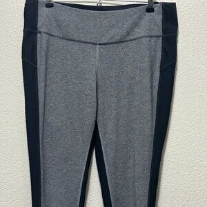 MPG performance gear gray capri leggings, woman's large